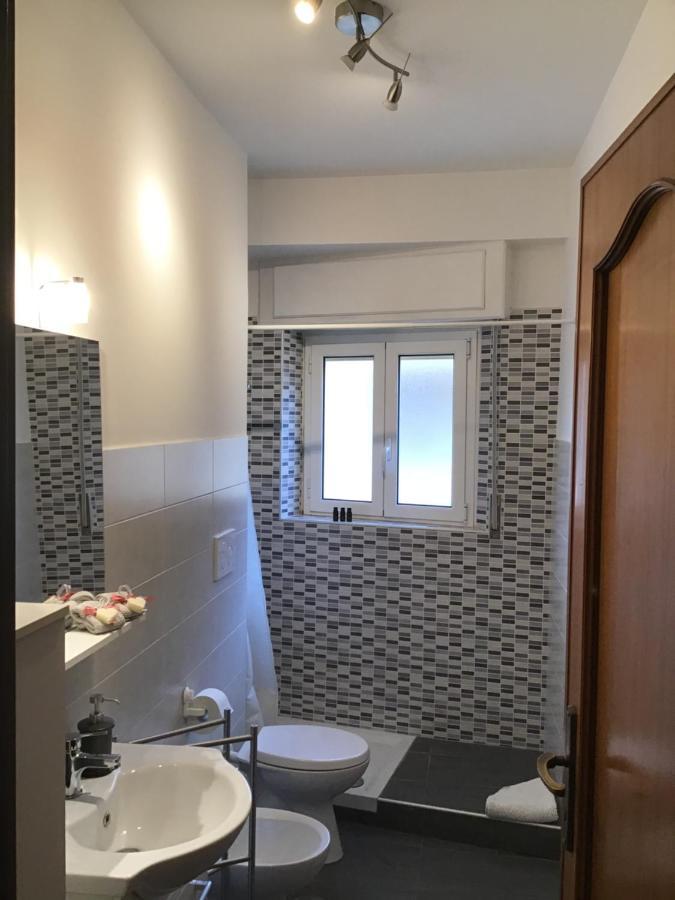 A Casa Di Maria Apartment Rome Bagian luar foto